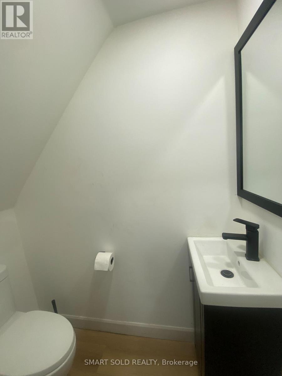 42 Arnold Avenue, Toronto, ON - Indoor Photo Showing Bathroom