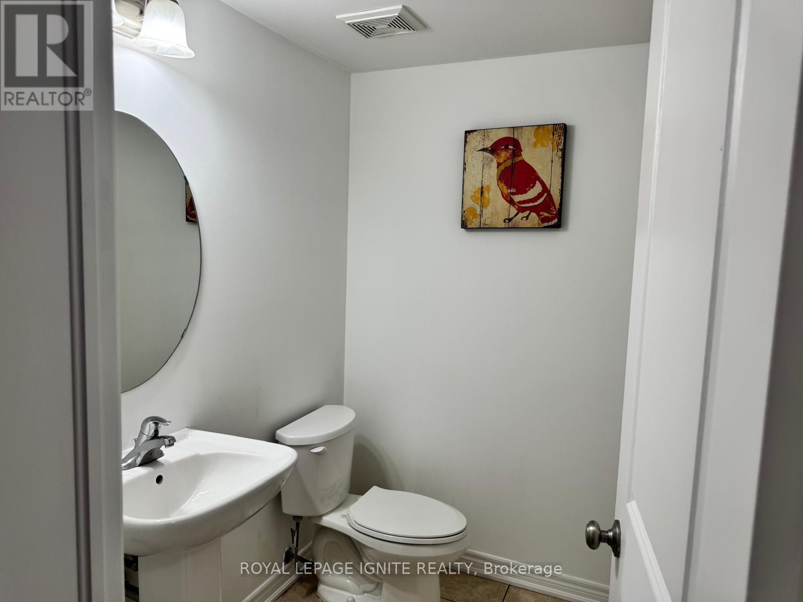 1309 Danforth Road, Toronto, ON - Indoor Photo Showing Bathroom