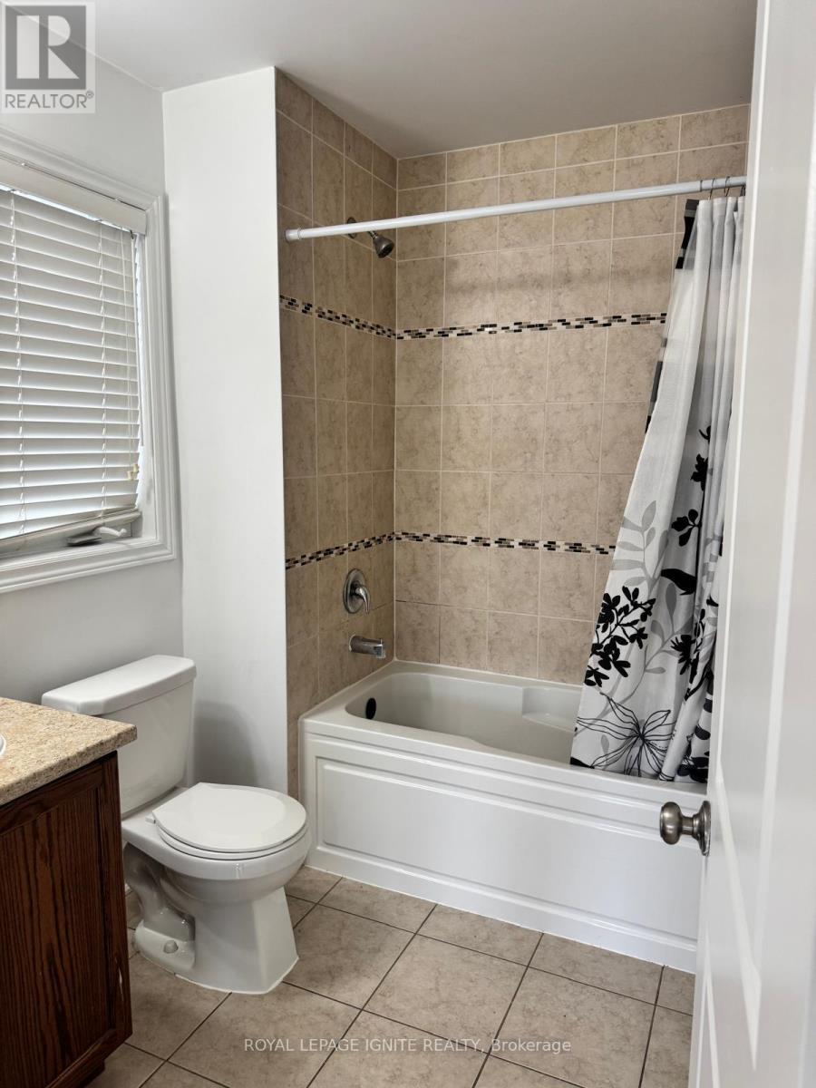 1309 Danforth Road, Toronto, ON - Indoor Photo Showing Bathroom