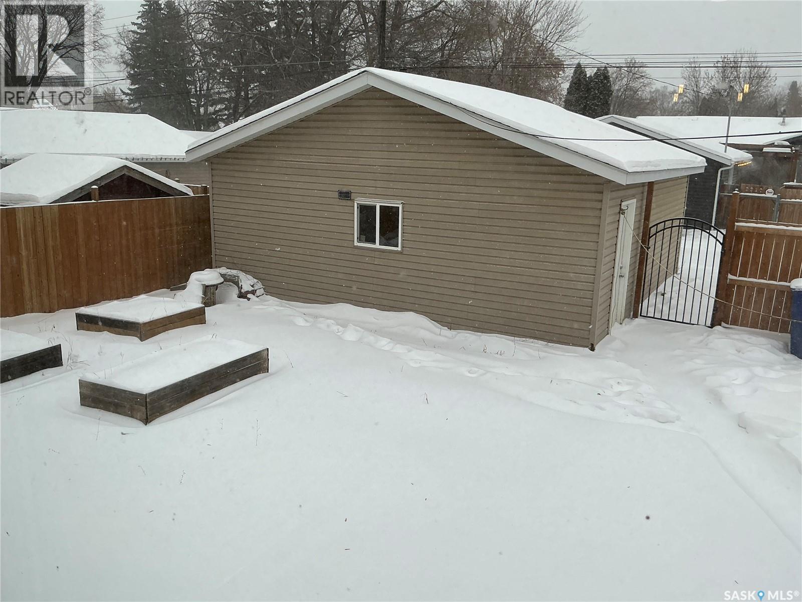 2309 Herman Avenue, Saskatoon, SK - Outdoor With Exterior