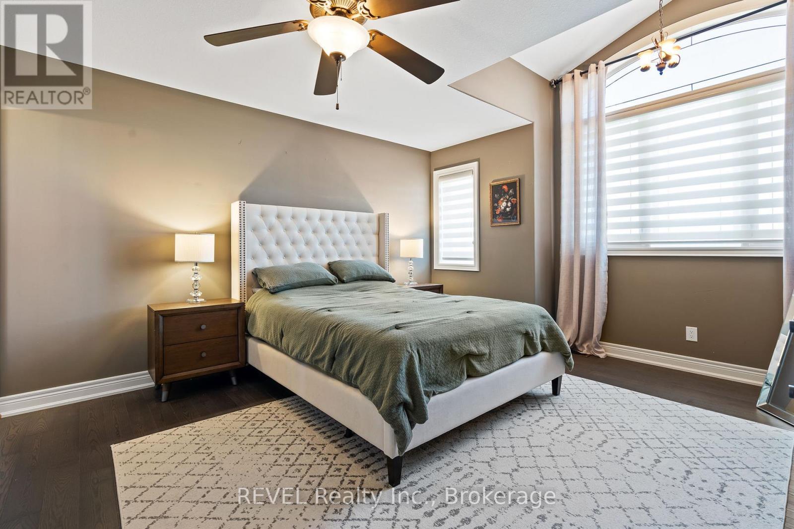 5767 Osprey Avenue, Niagara Falls (Forestview), ON - Indoor Photo Showing Bedroom