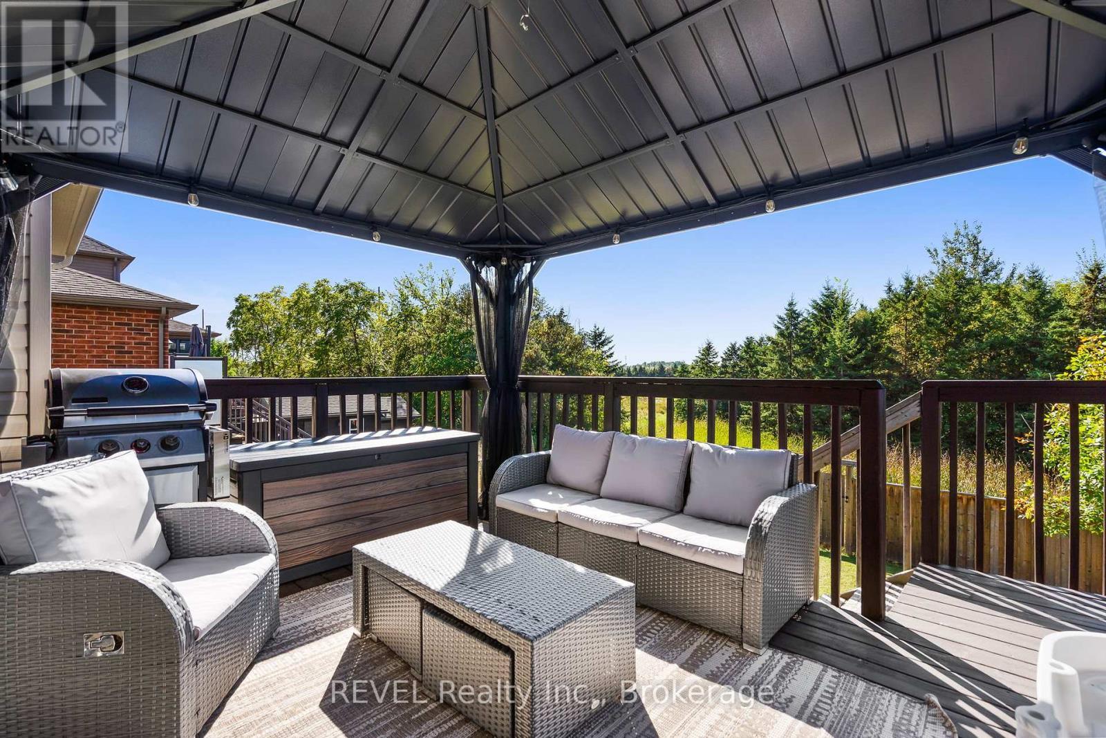 5767 Osprey Avenue, Niagara Falls (Forestview), ON - Outdoor With Deck Patio Veranda With Exterior