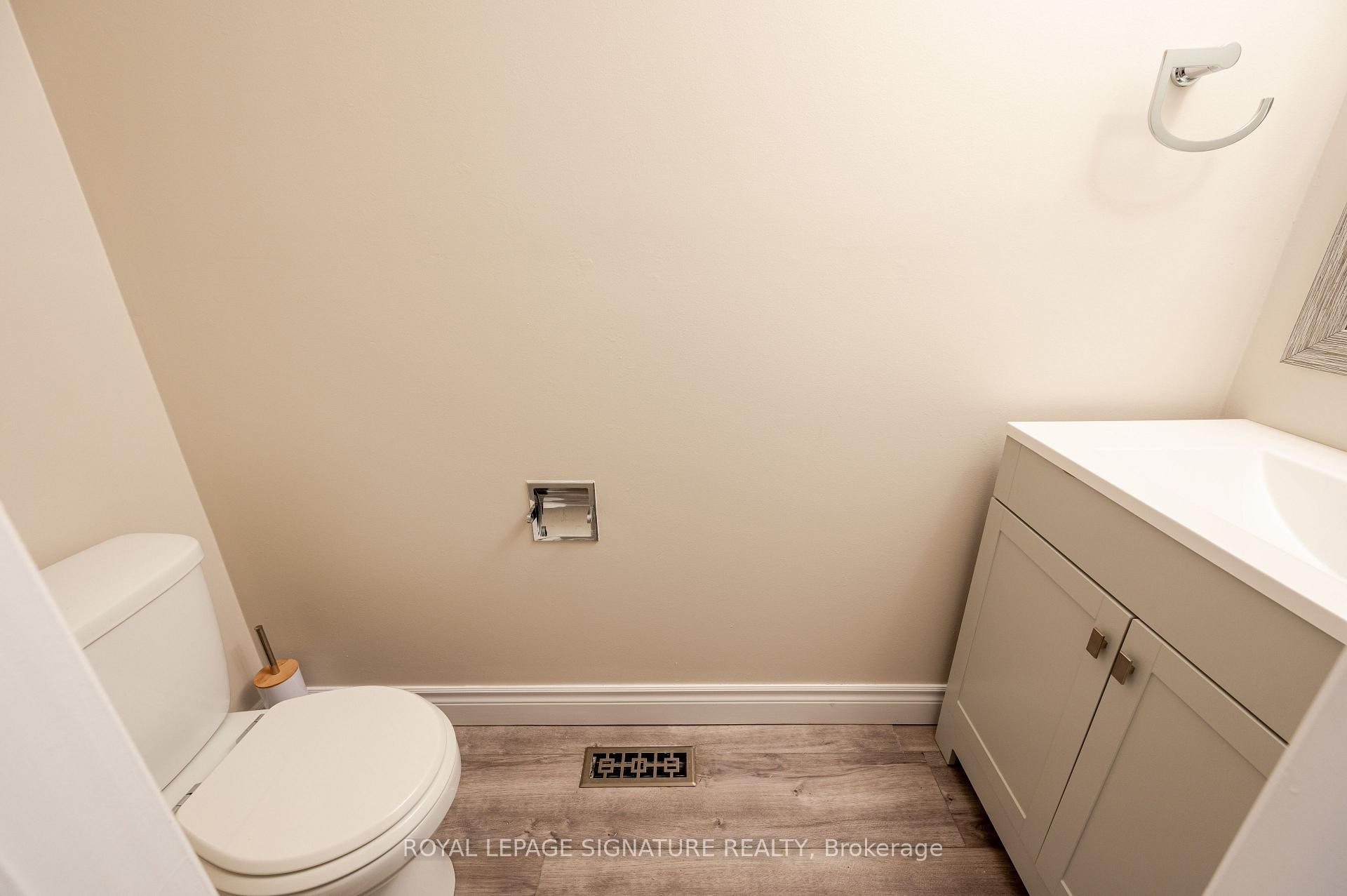 3376 Nighthawk Trail, Mississauga, ON - Indoor Photo Showing Bathroom