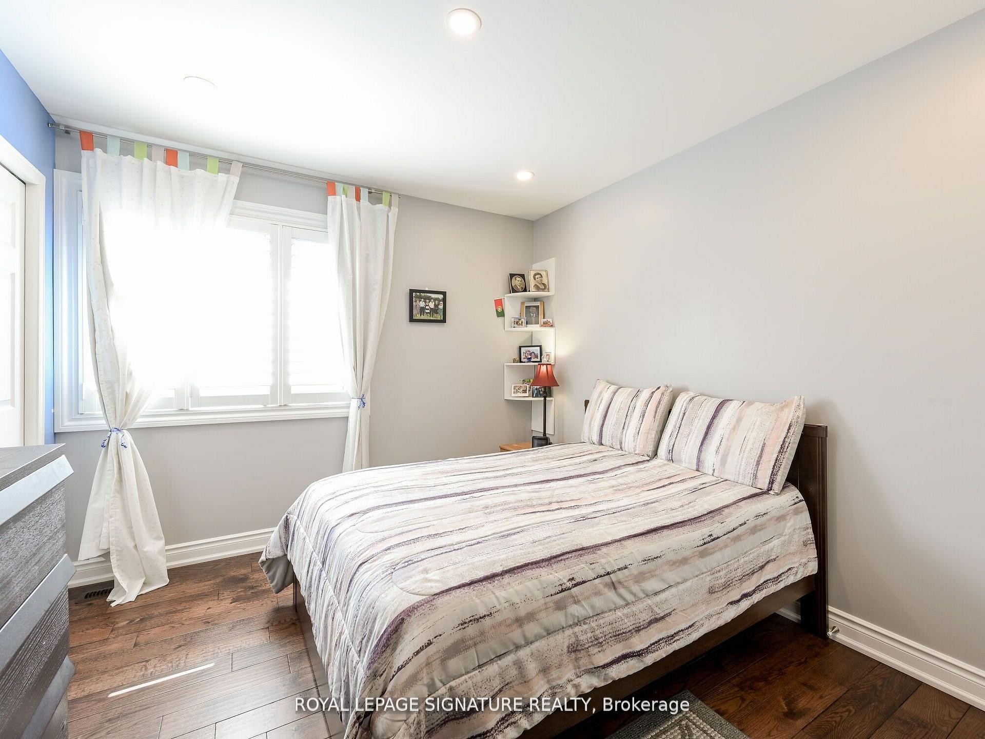 281 Mcgill Street, Mississauga, ON - Indoor Photo Showing Bedroom