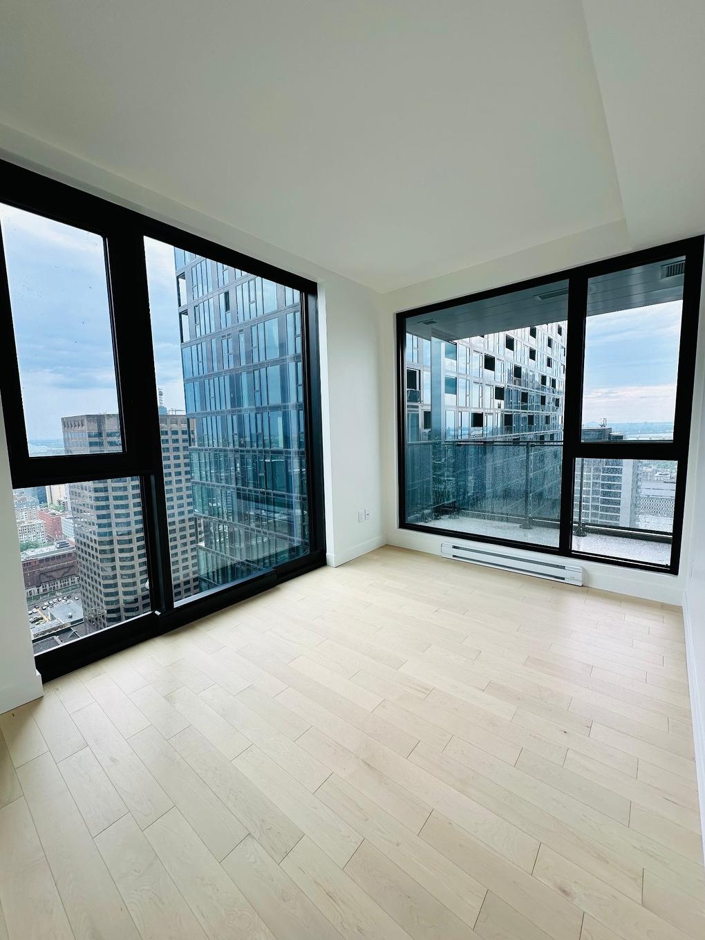 Bedroom - 3701-1245 Rue De Bleury, Montréal (Ville-Marie), QC - Indoor Photo Showing Other Room