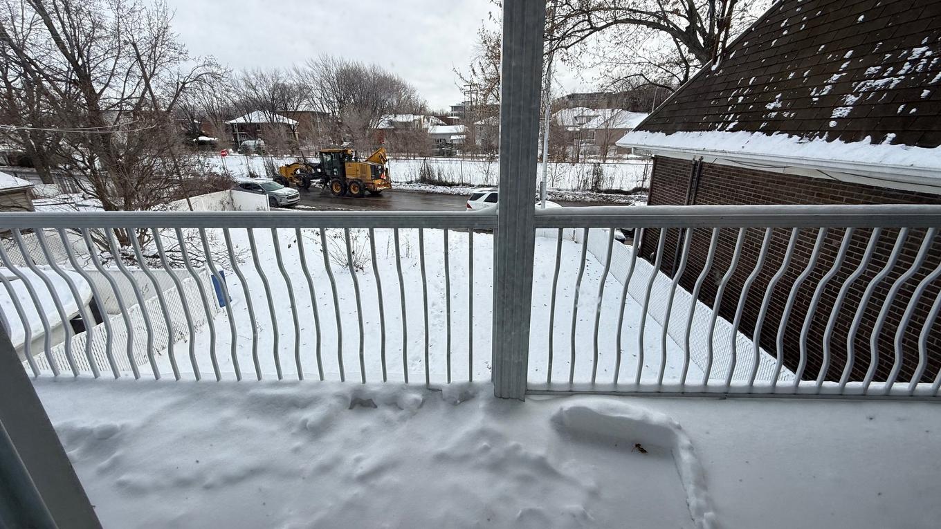 Balcony - 11373 Rue Victoria, Montréal-Est, QC - Outdoor