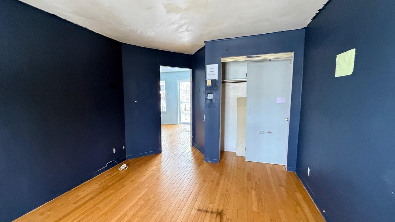 Primary bedroom - 11373 Rue Victoria, Montréal-Est, QC - Indoor Photo Showing Other Room