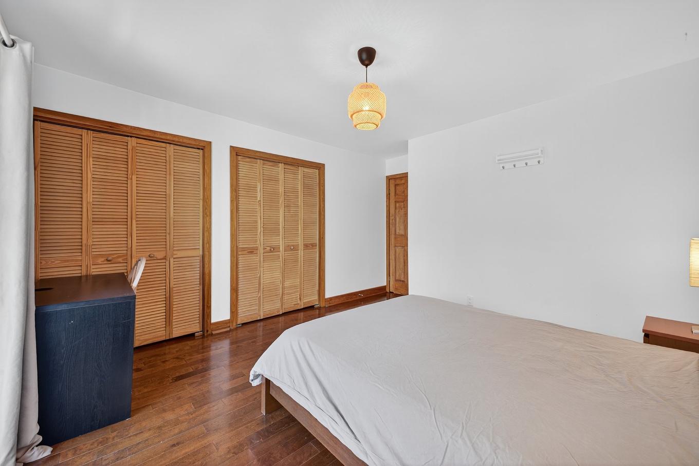 Chambre à coucher principale - 3526 Av. Coloniale, Montréal (Le Plateau-Mont-Royal), QC - Indoor Photo Showing Bedroom