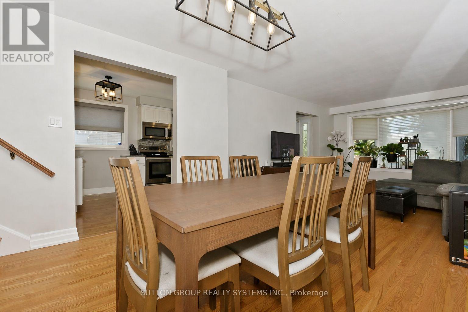 Dining room - 1535 Thetford Court, Mississauga, ON - Indoor Photo Showing Dining Room