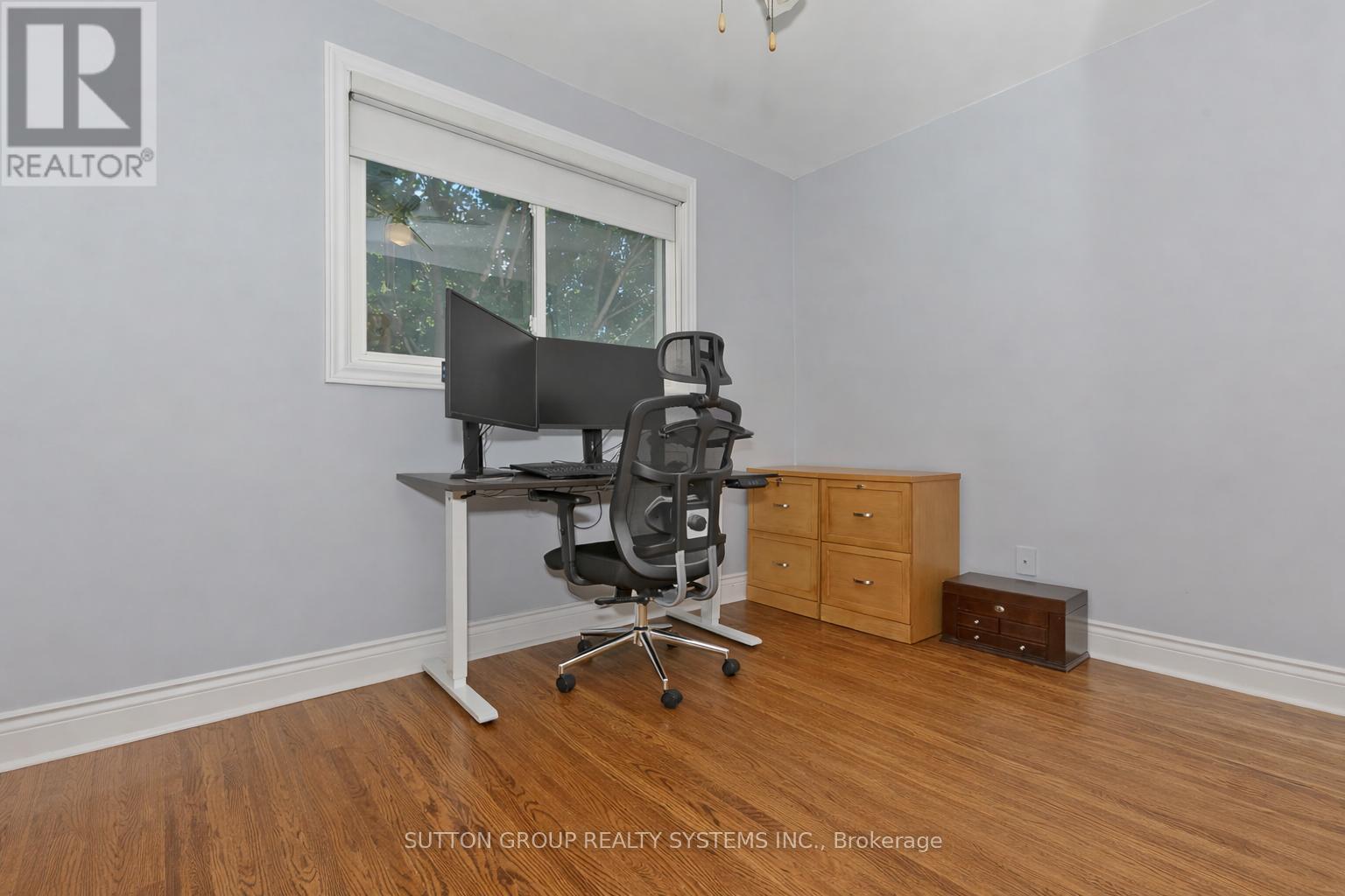 Bedroom 2 current - 1535 Thetford Court, Mississauga, ON - Indoor Photo Showing Office