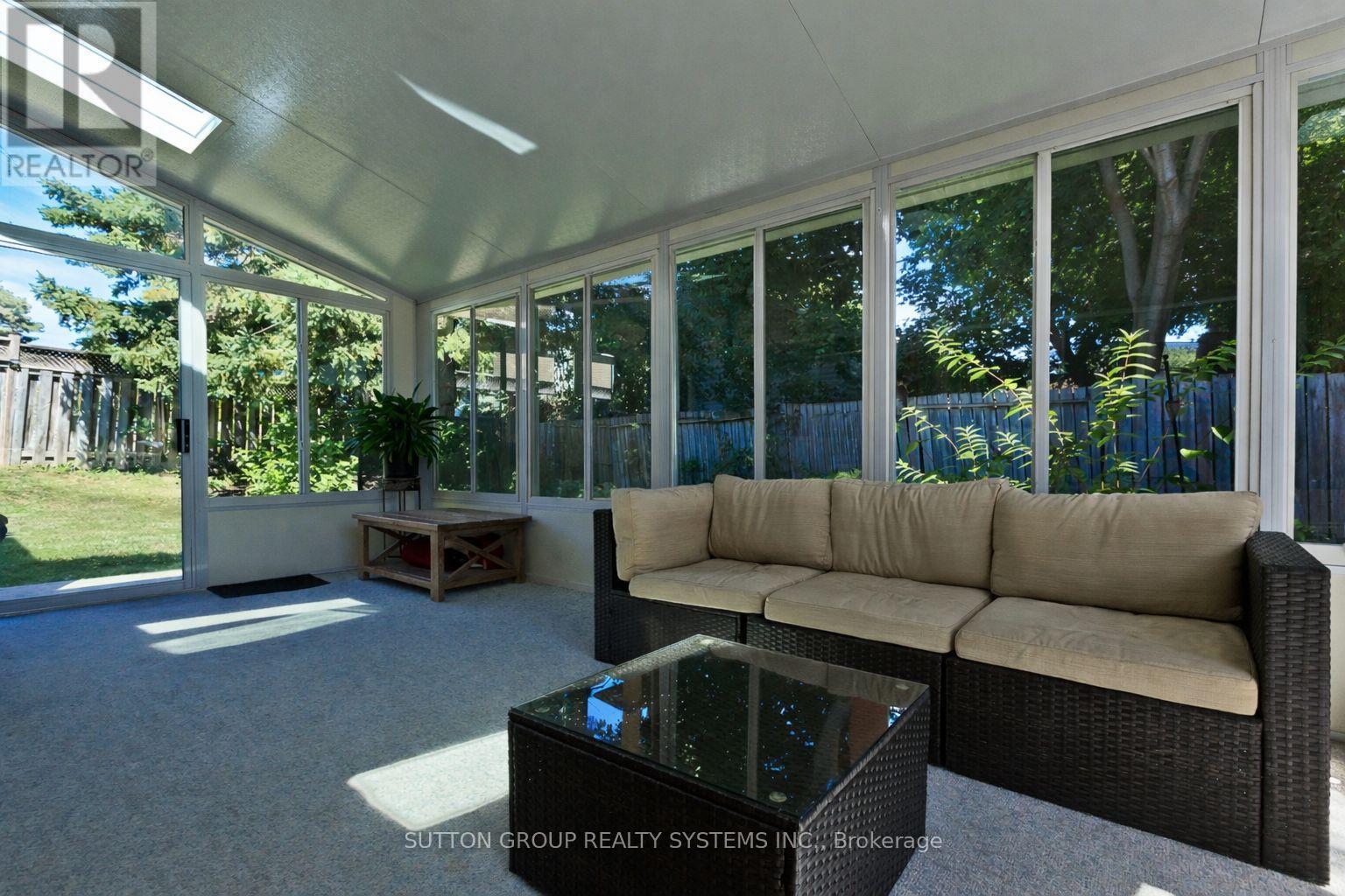 Sunroom - 1535 Thetford Court, Mississauga, ON - Indoor Photo Showing Living Room