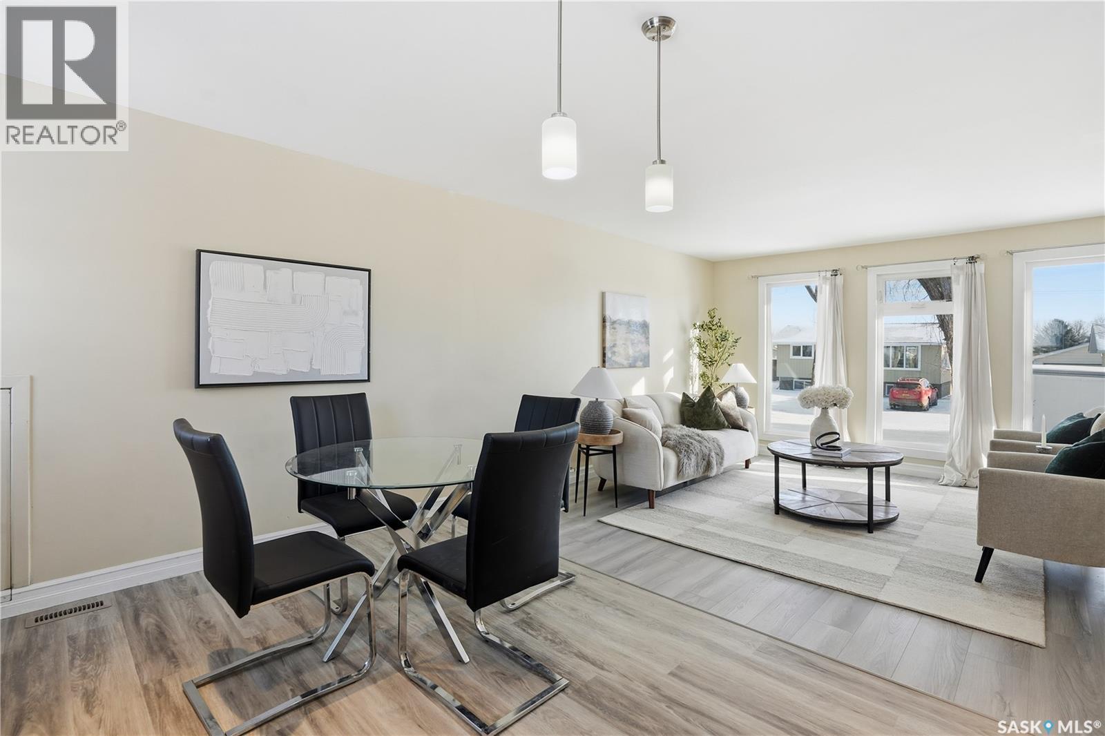 67 Hatton Crescent, Regina, SK - Indoor