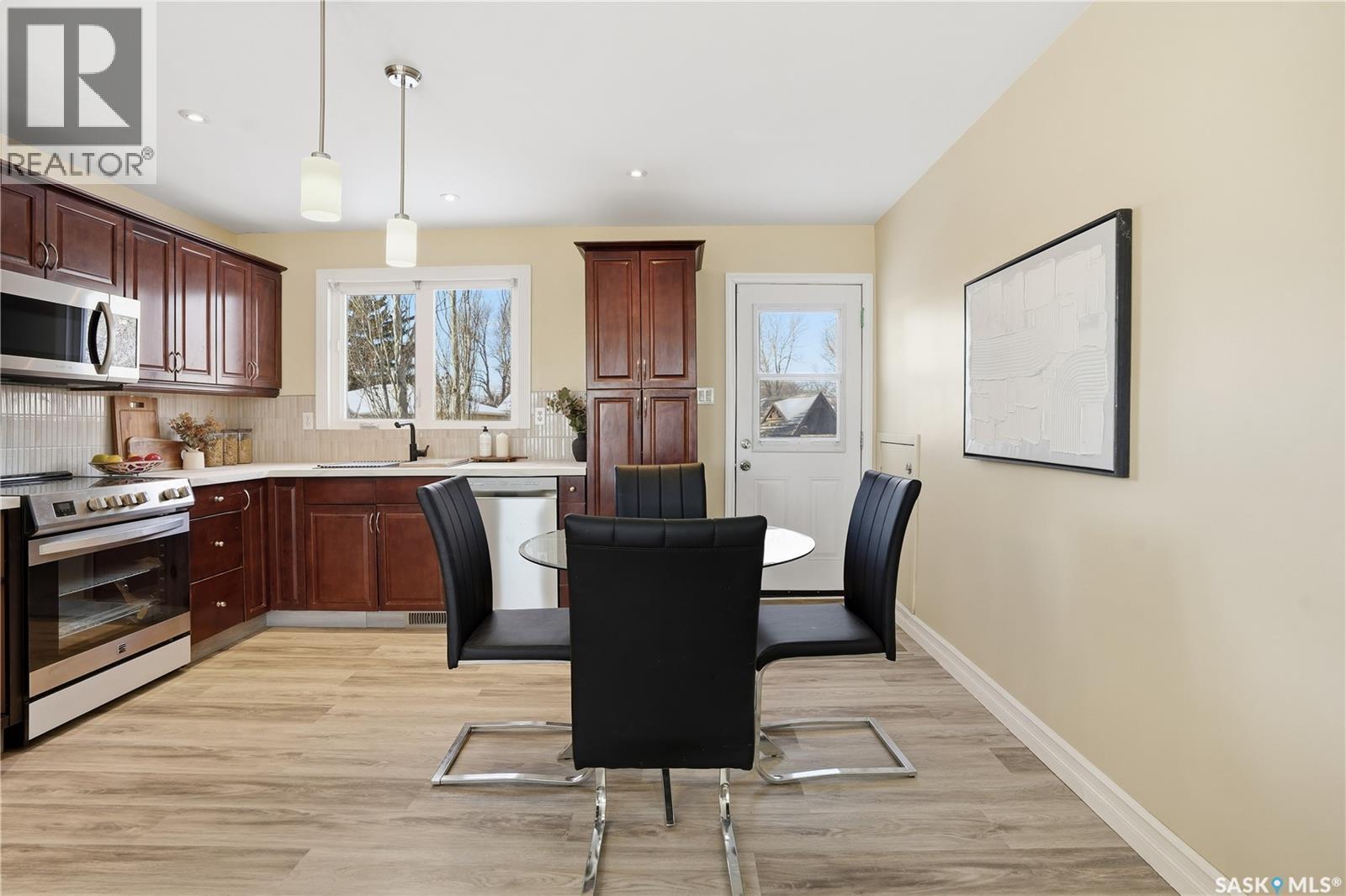 67 Hatton Crescent, Regina, SK - Indoor