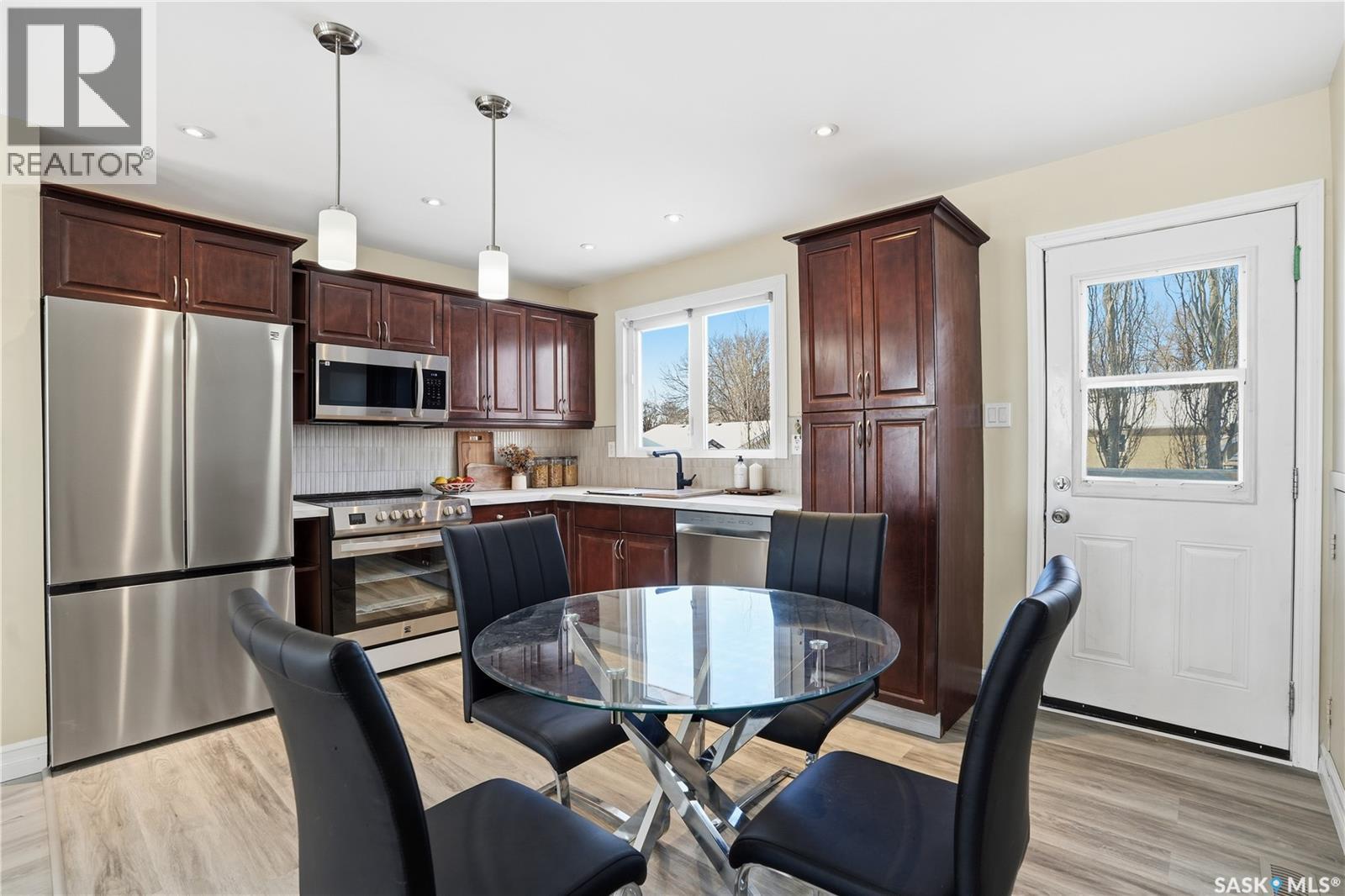 67 Hatton Crescent, Regina, SK - Indoor