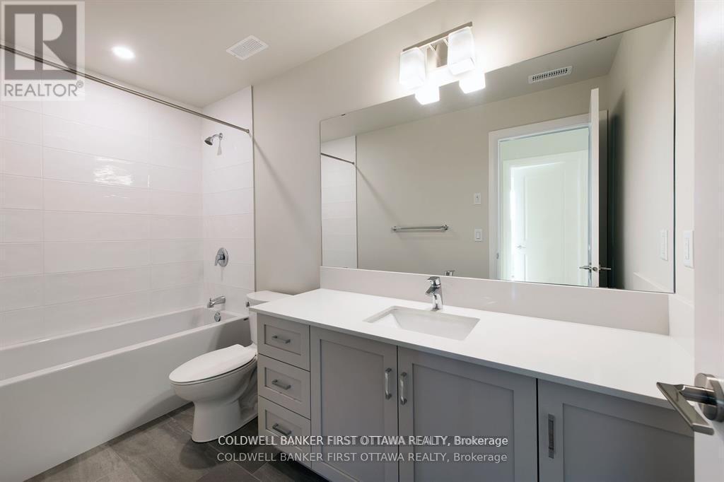 105 - 130 Boundstone Way, Ottawa, ON - Indoor Photo Showing Bathroom