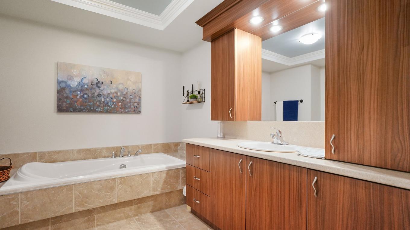 Bathroom - 8111 5E Avenue, Saint-Georges, QC - Indoor Photo Showing Bathroom