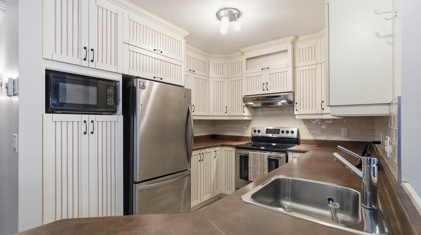 Kitchen - 8111 5E Avenue, Saint-Georges, QC - Indoor Photo Showing Kitchen