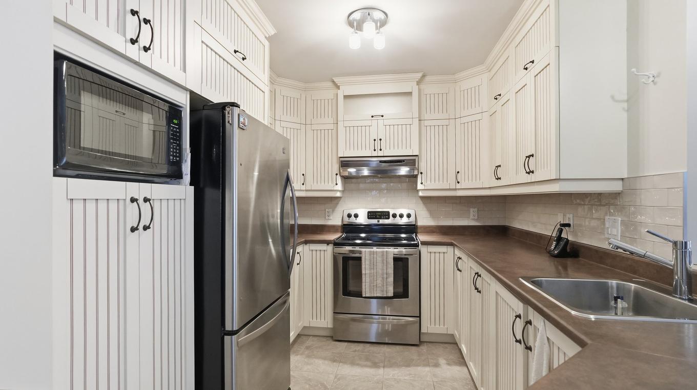 Kitchen - 8111 5E Avenue, Saint-Georges, QC - Indoor Photo Showing Kitchen