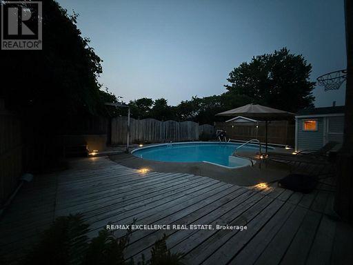 60 Denlow Street, Kitchener, ON - Outdoor