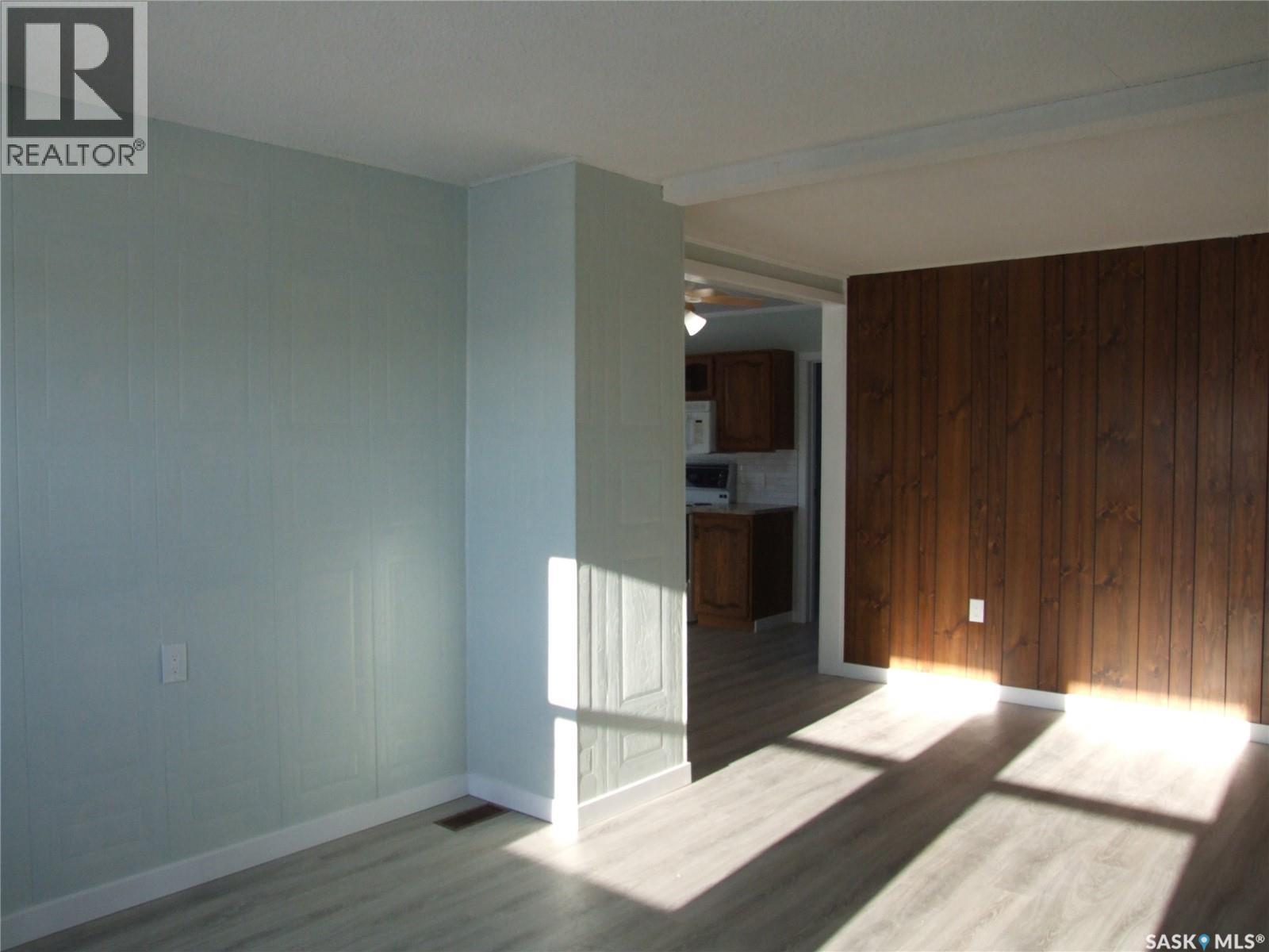 113 Railway Avenue, Richmound, SK