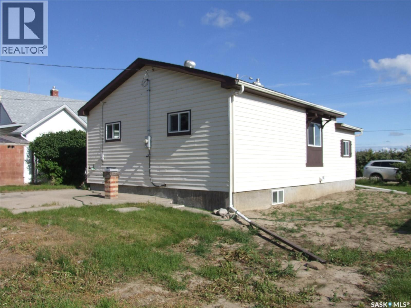 113 Railway Avenue, Richmound, SK