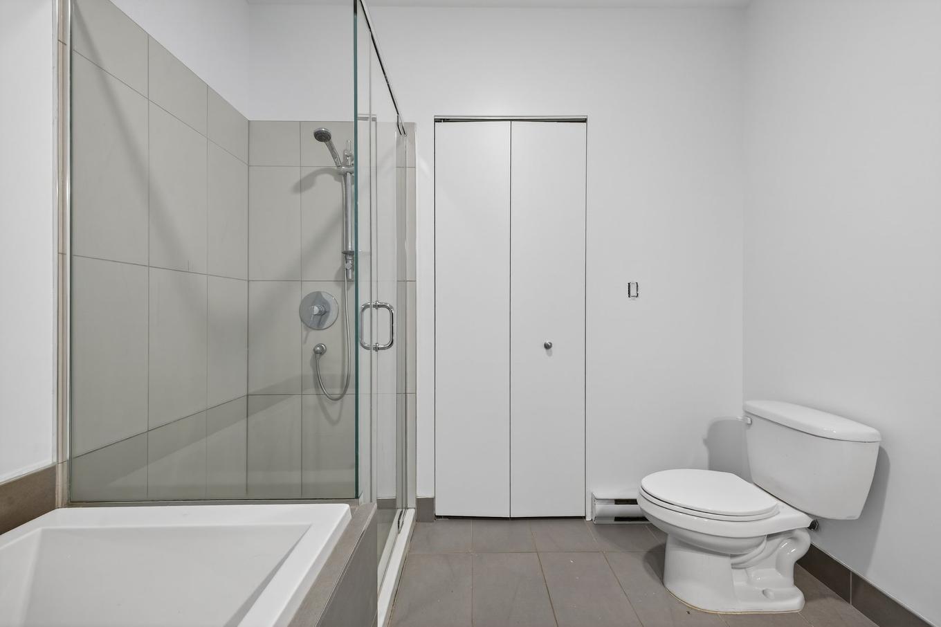 Salle de bains - 213-3311 Boul. St-Joseph E., Montréal (Rosemont/La Petite-Patrie), QC - Indoor Photo Showing Bathroom