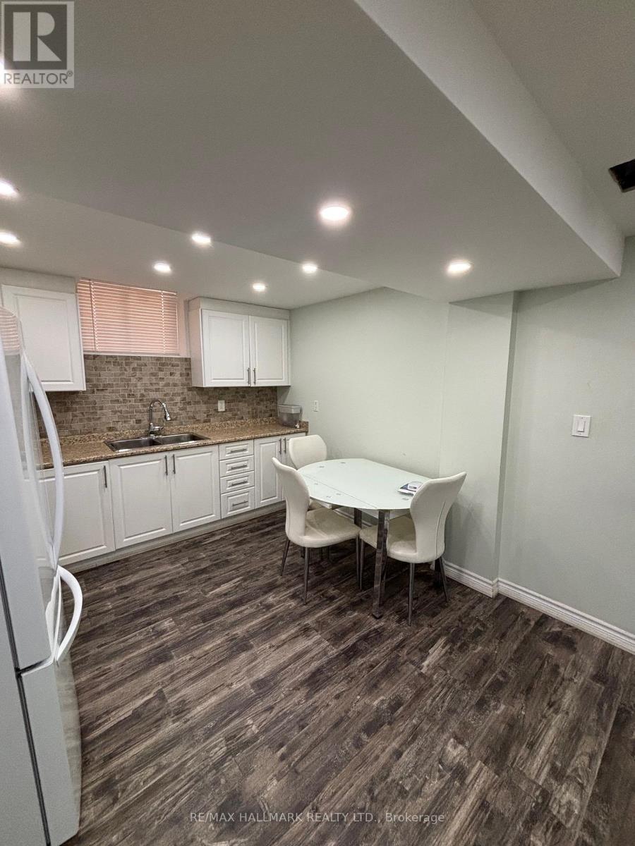 5451 Richmeadow Mews, Mississauga, ON - Indoor