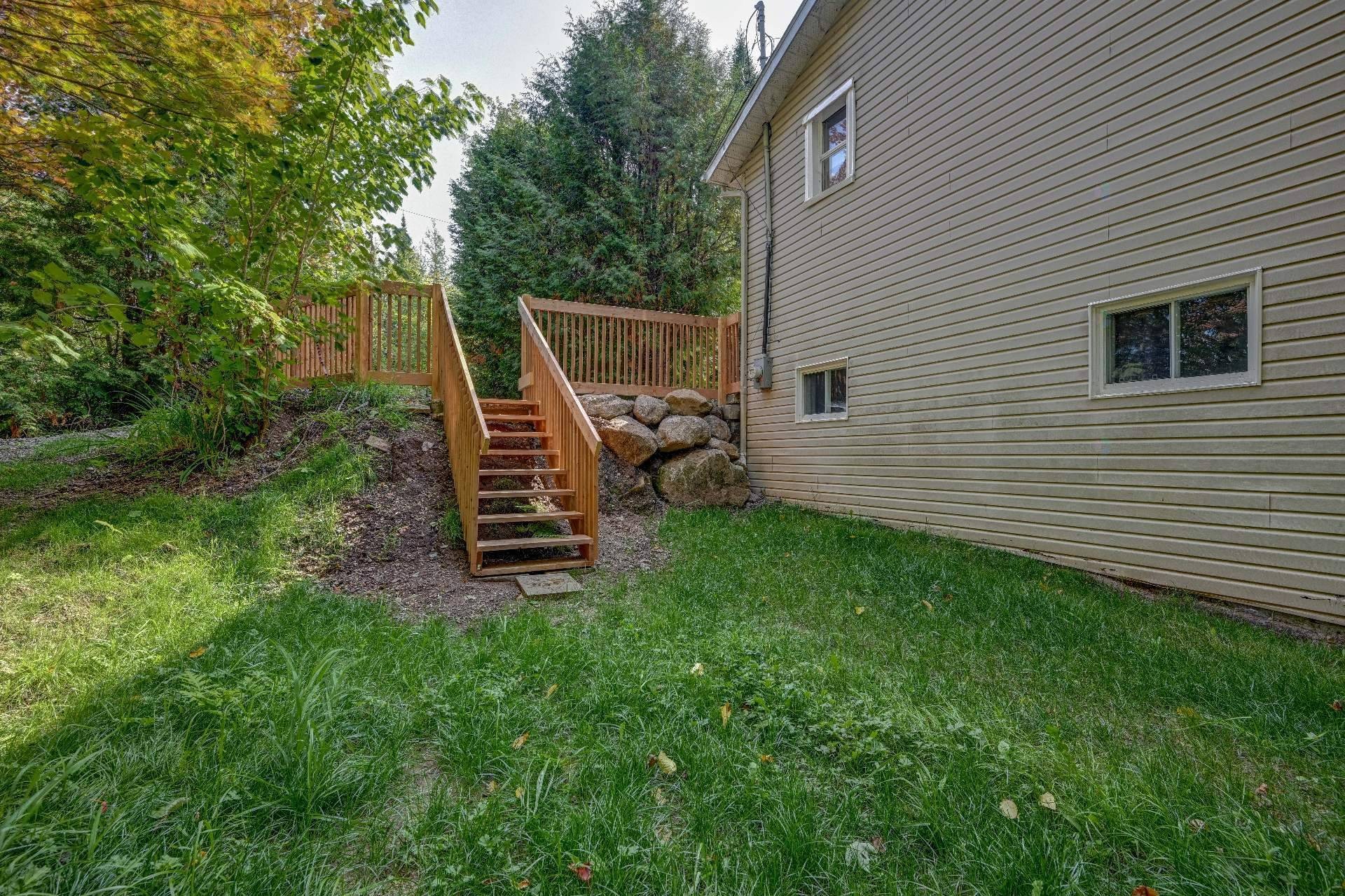 Cour - 24 Ch. Peninsula, Saint-Adolphe-D'Howard, QC - Outdoor