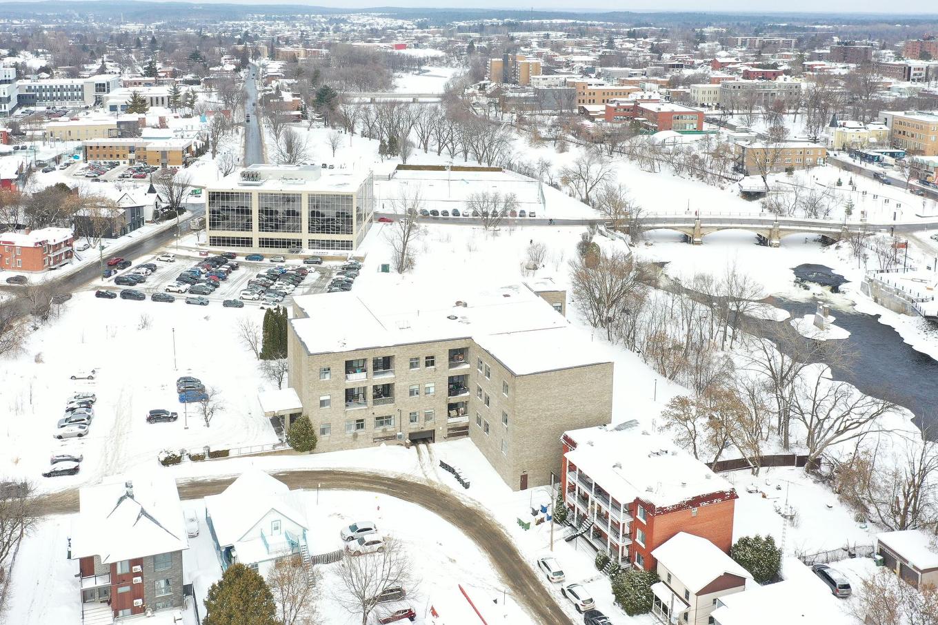 Photo aérienne - 104-305 Rue Laviolette, Saint-Jérôme, QC - Outdoor With View