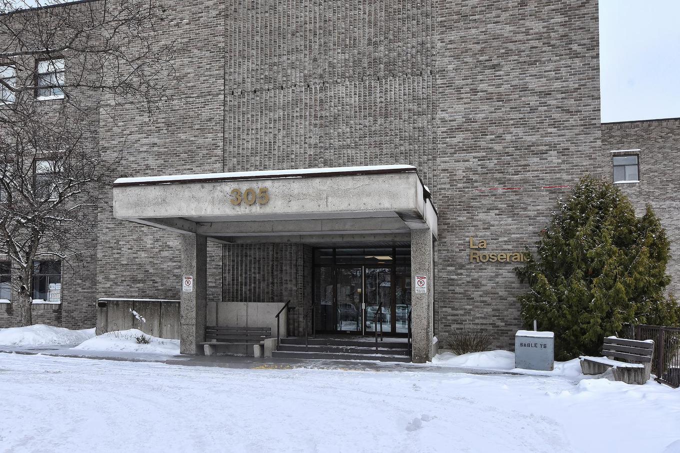 Façade - 104-305 Rue Laviolette, Saint-Jérôme, QC - Outdoor