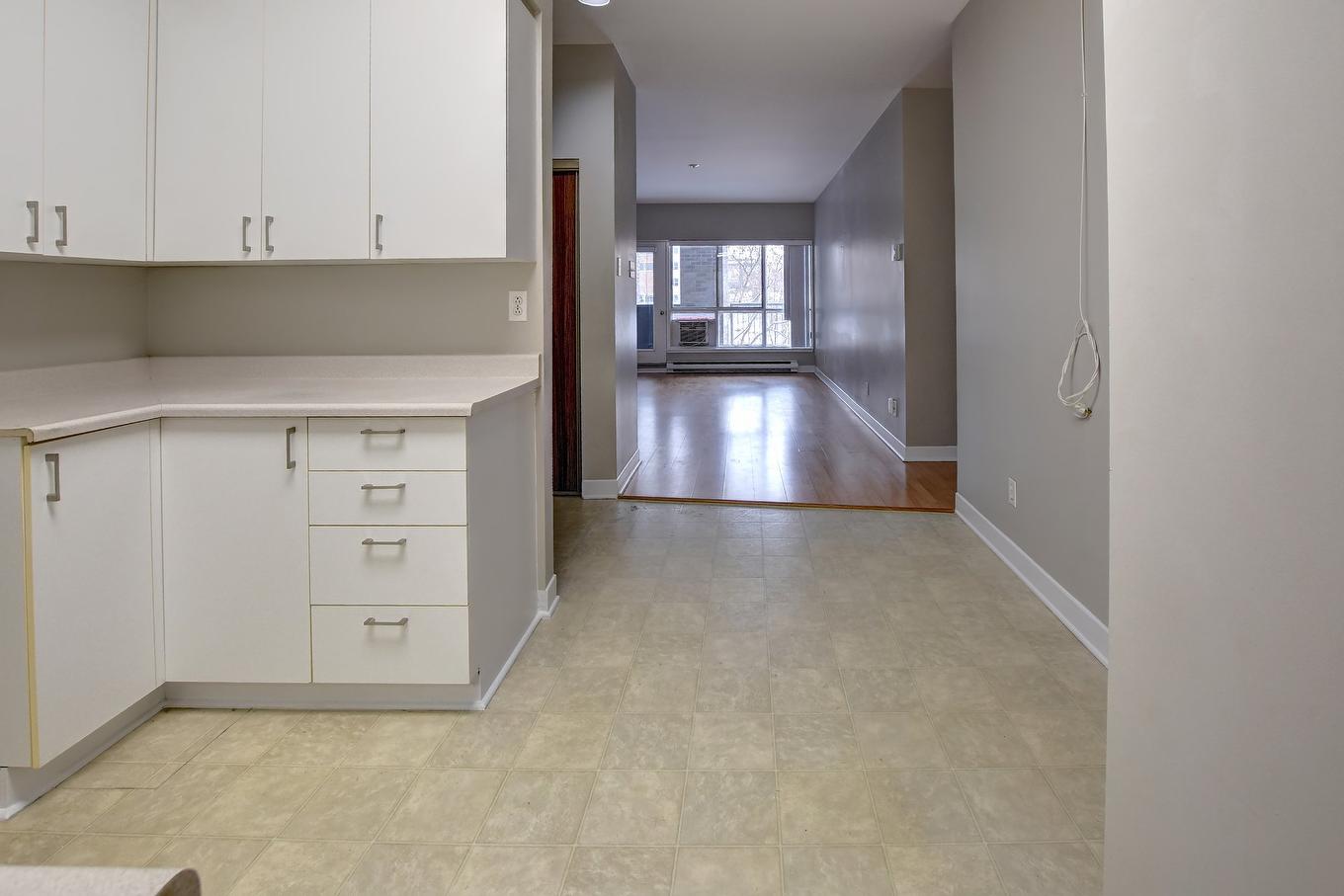 Cuisine - 104-305 Rue Laviolette, Saint-Jérôme, QC - Indoor Photo Showing Other Room