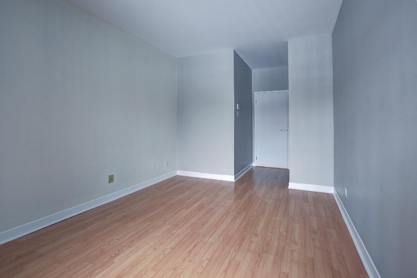 Chambre à coucher principale - 104-305 Rue Laviolette, Saint-Jérôme, QC - Indoor Photo Showing Other Room