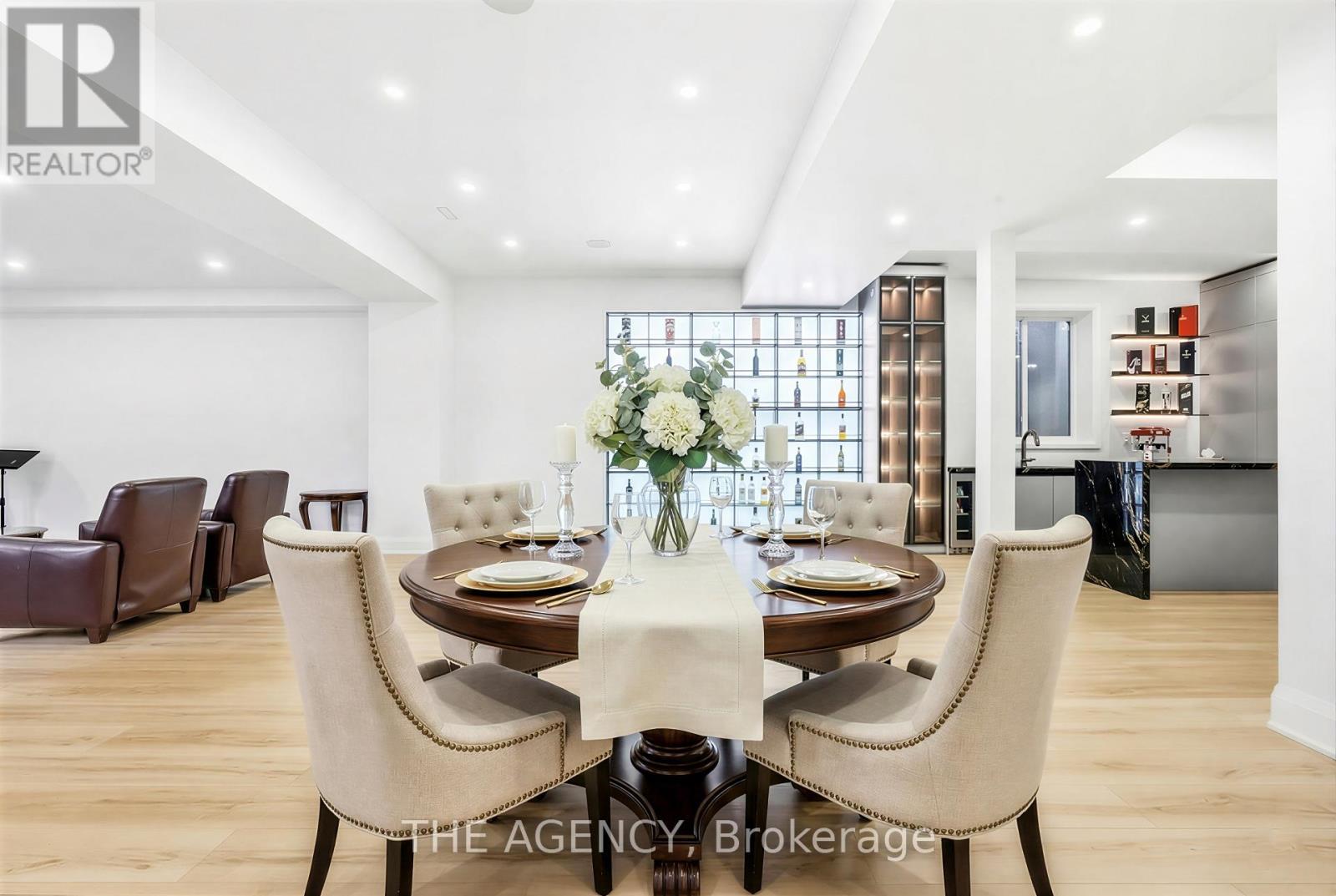 Virtually staged Rec room. - 9 Earl Street, Mississauga, ON - Indoor Photo Showing Dining Room