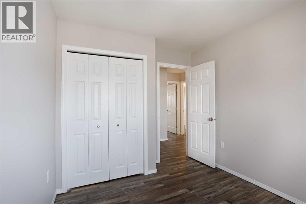 Top Floor - 3rd Bedroom - 322 17 Street E, Brooks, AB - Indoor