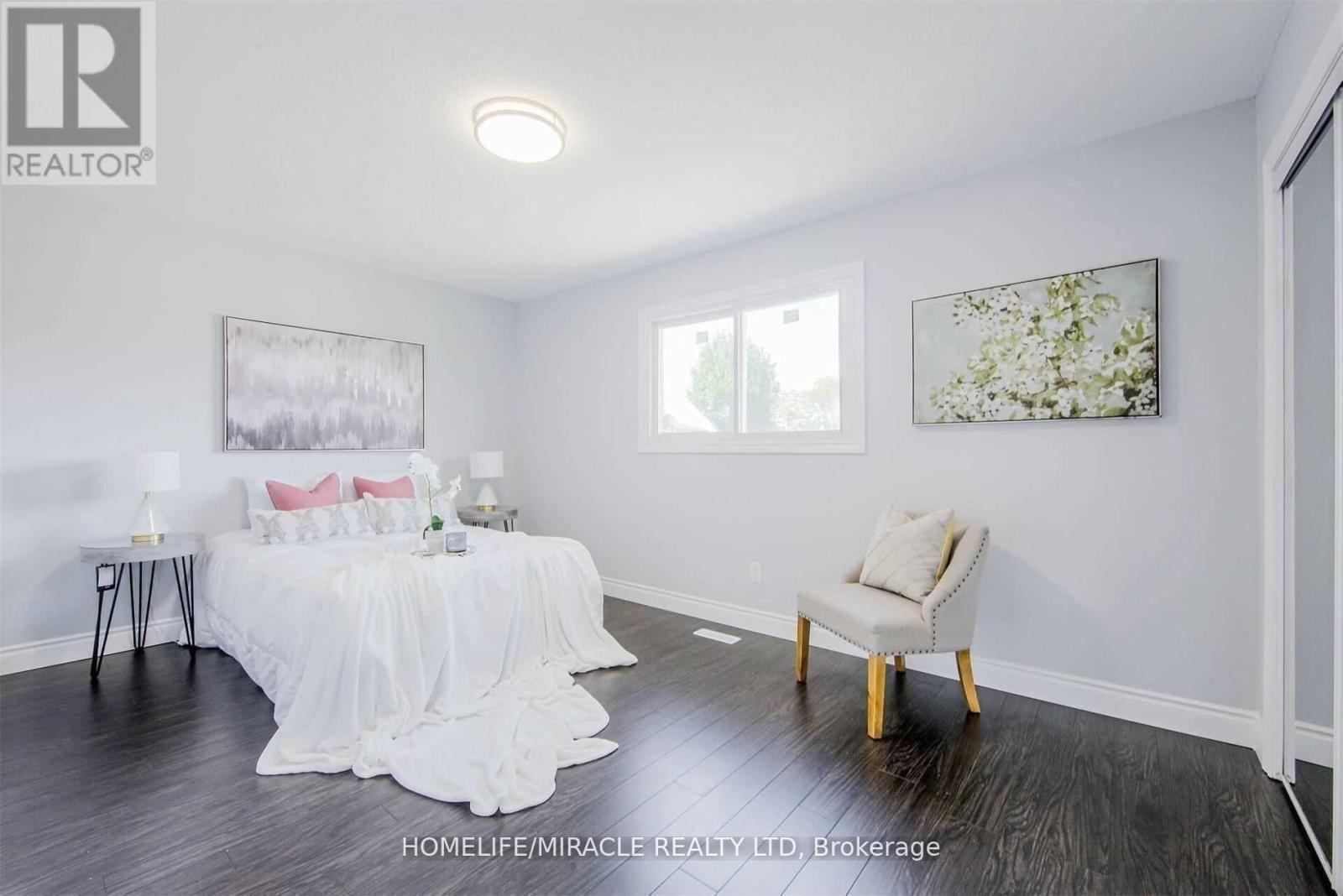 4000 Key Court, Mississauga, ON - Indoor Photo Showing Bedroom