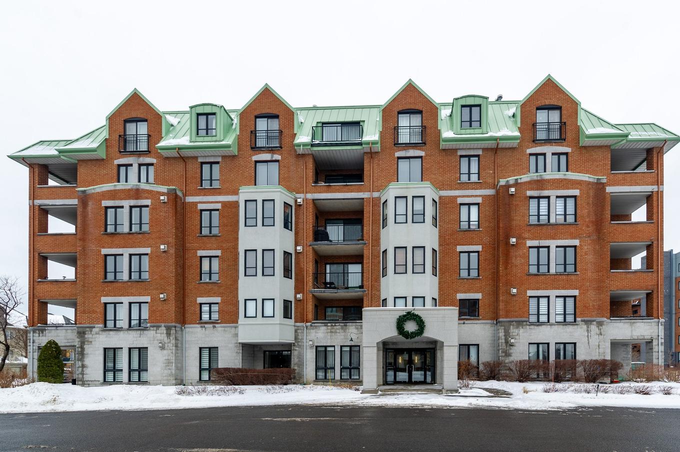 Frontage - 302-5200 Av. Colomb, Brossard, QC - Outdoor With Facade