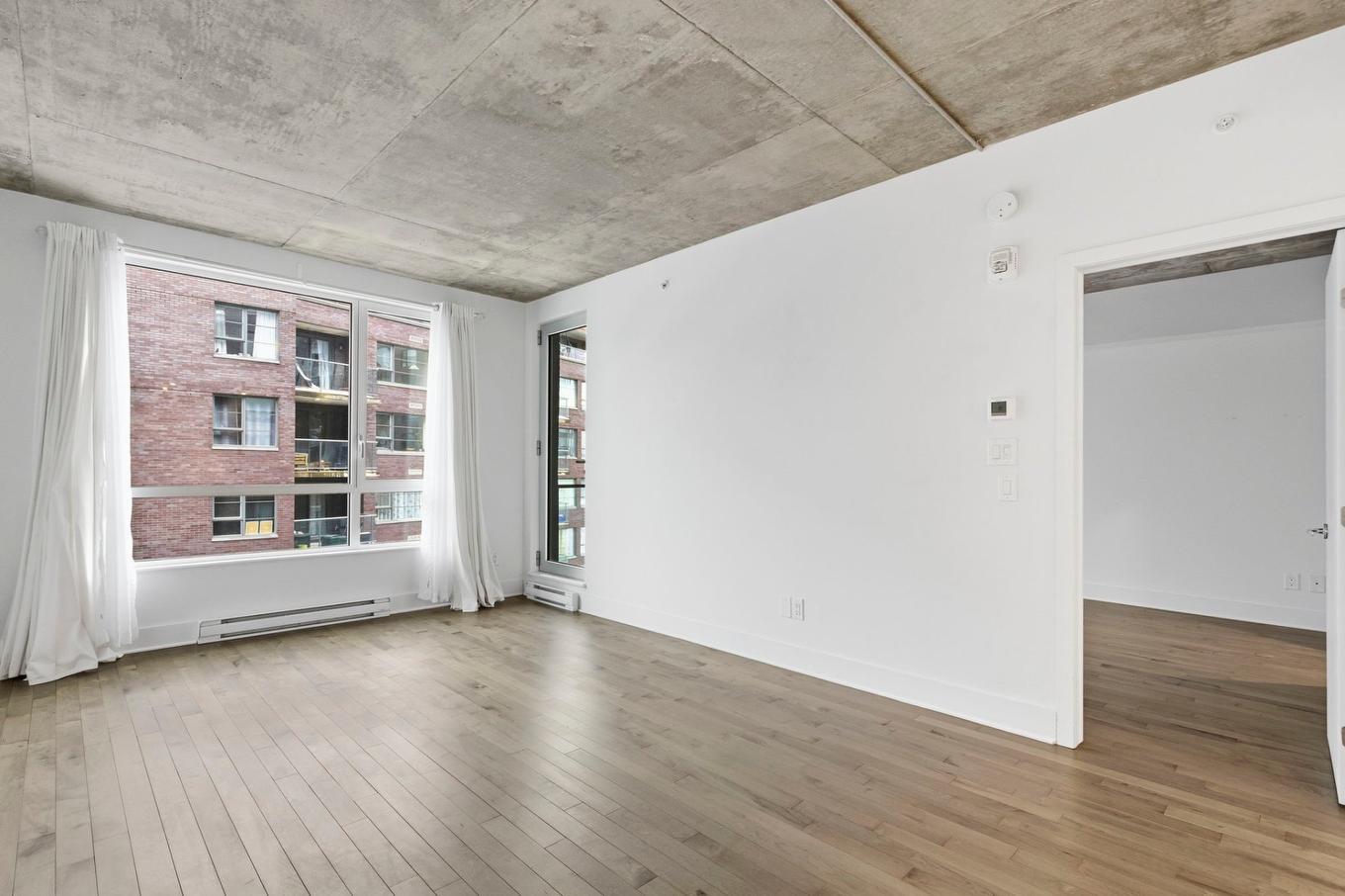 Vue d'ensemble - 621-2000 Rue Des Bassins, Montréal (Le Sud-Ouest), QC - Indoor Photo Showing Other Room