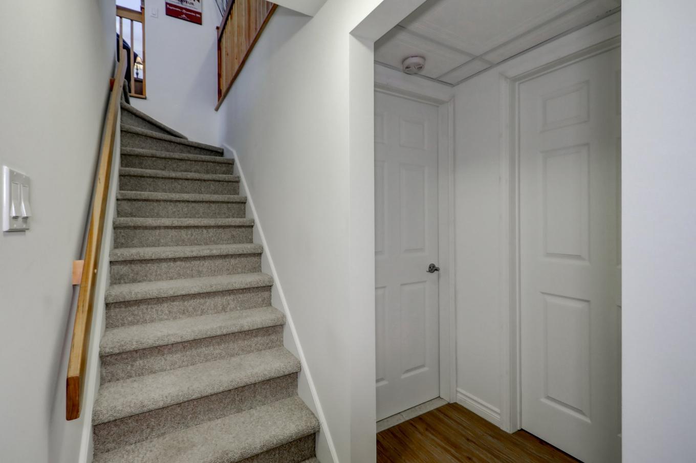 Escalier - 180 Rue Jean-De Brébeuf, Saint-Jérôme, QC - Indoor Photo Showing Other Room