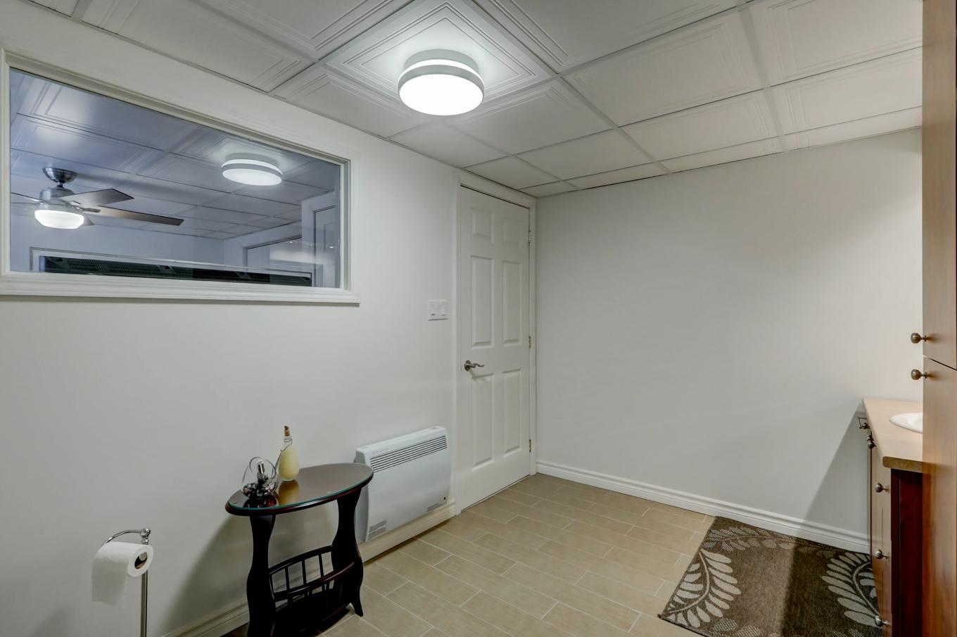 Salle de bains - 180 Rue Jean-De Brébeuf, Saint-Jérôme, QC - Indoor Photo Showing Other Room