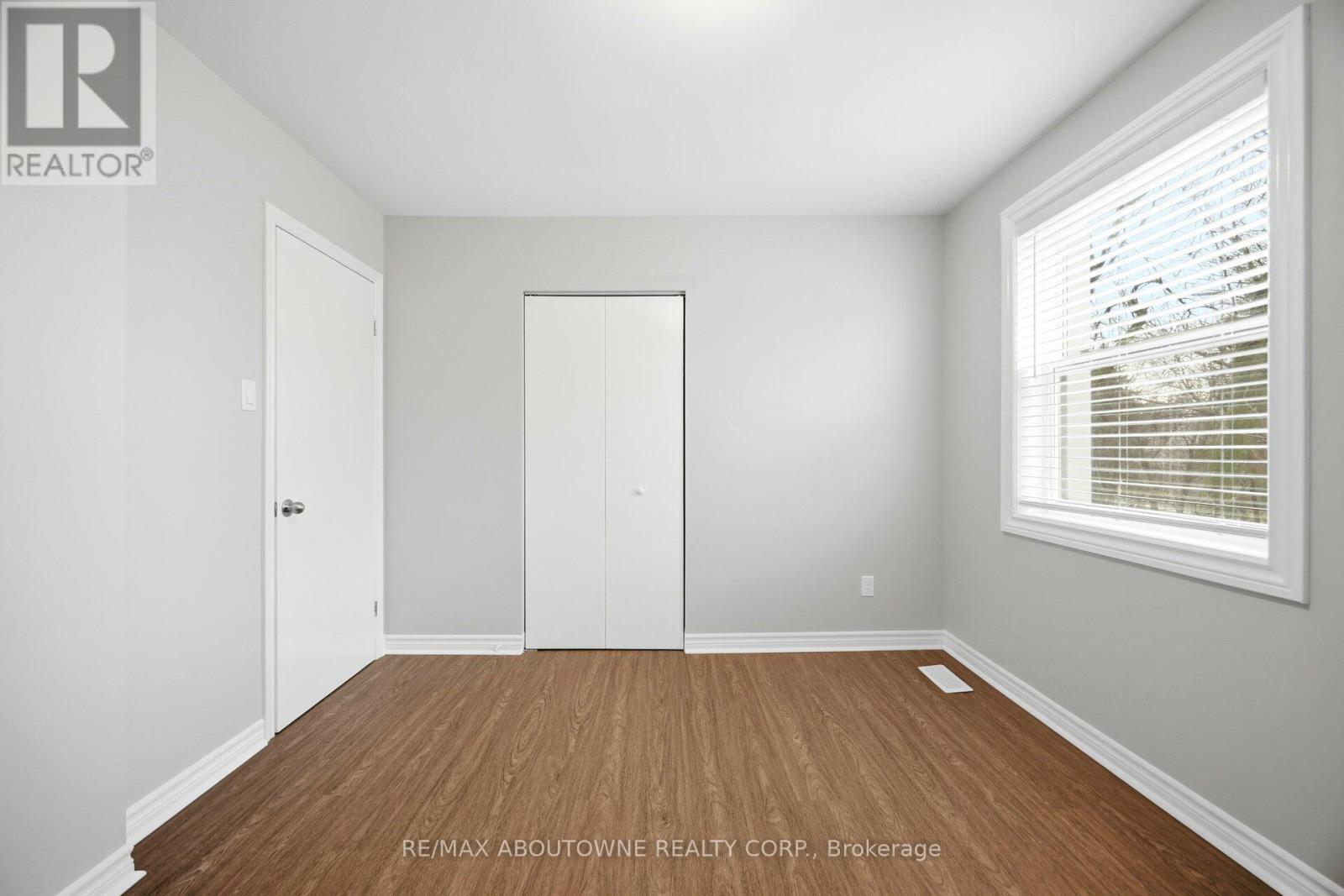 674 Francis Road, Burlington, ON - Indoor Photo Showing Other Room