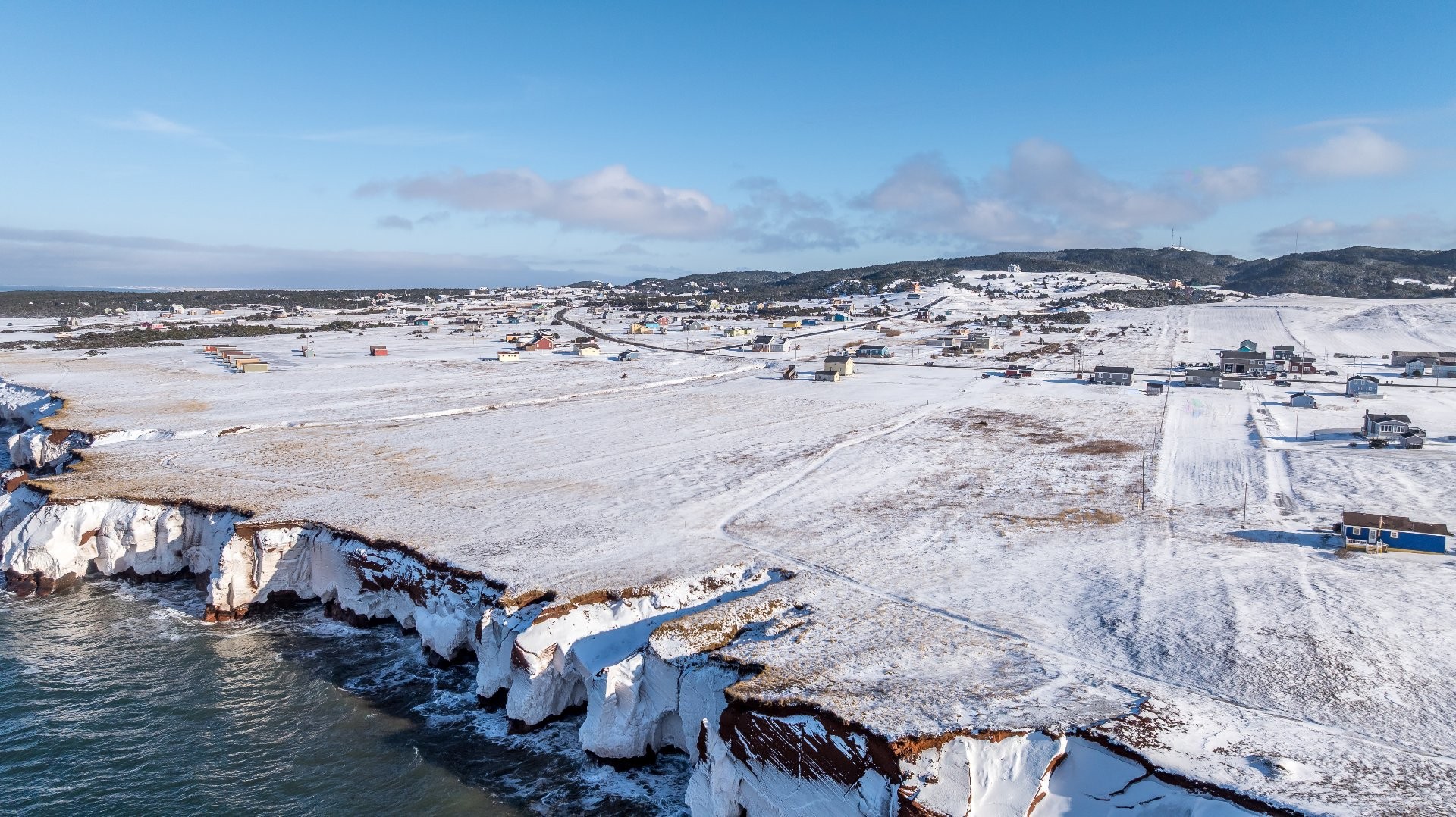 Photo aérienne - Ch. Des Caps, Les Îles-De-La-Madeleine, QC