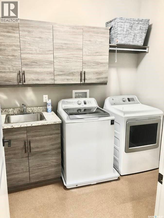 9 Warren Street S, Redvers, SK - Indoor Photo Showing Laundry Room