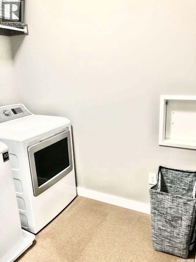 9 Warren Street S, Redvers, SK - Indoor Photo Showing Laundry Room