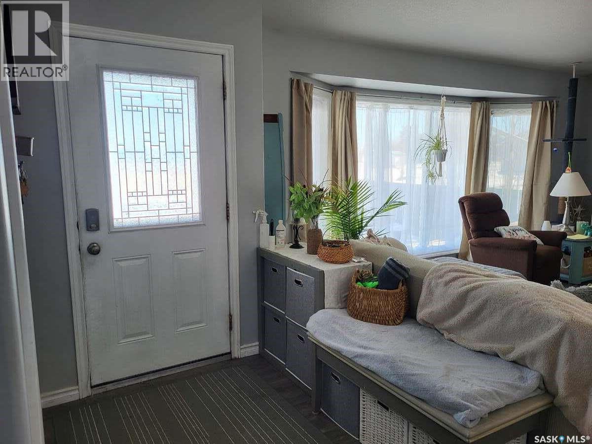 210 Douglas Place, Waseca, SK - Indoor