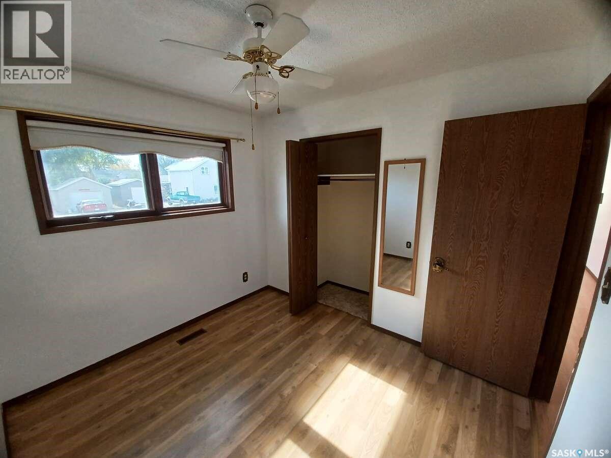 113 5Th Avenue, Gravelbourg, SK - Indoor Photo Showing Other Room