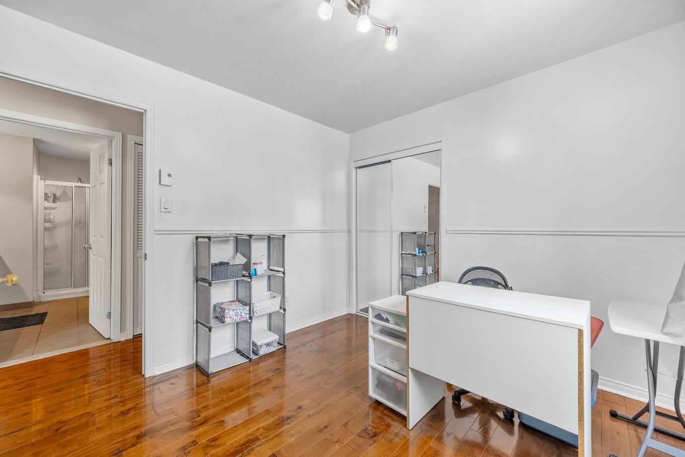 Chambre à coucher - 8570 Rue Henri-Julien, Mirabel, QC - Indoor