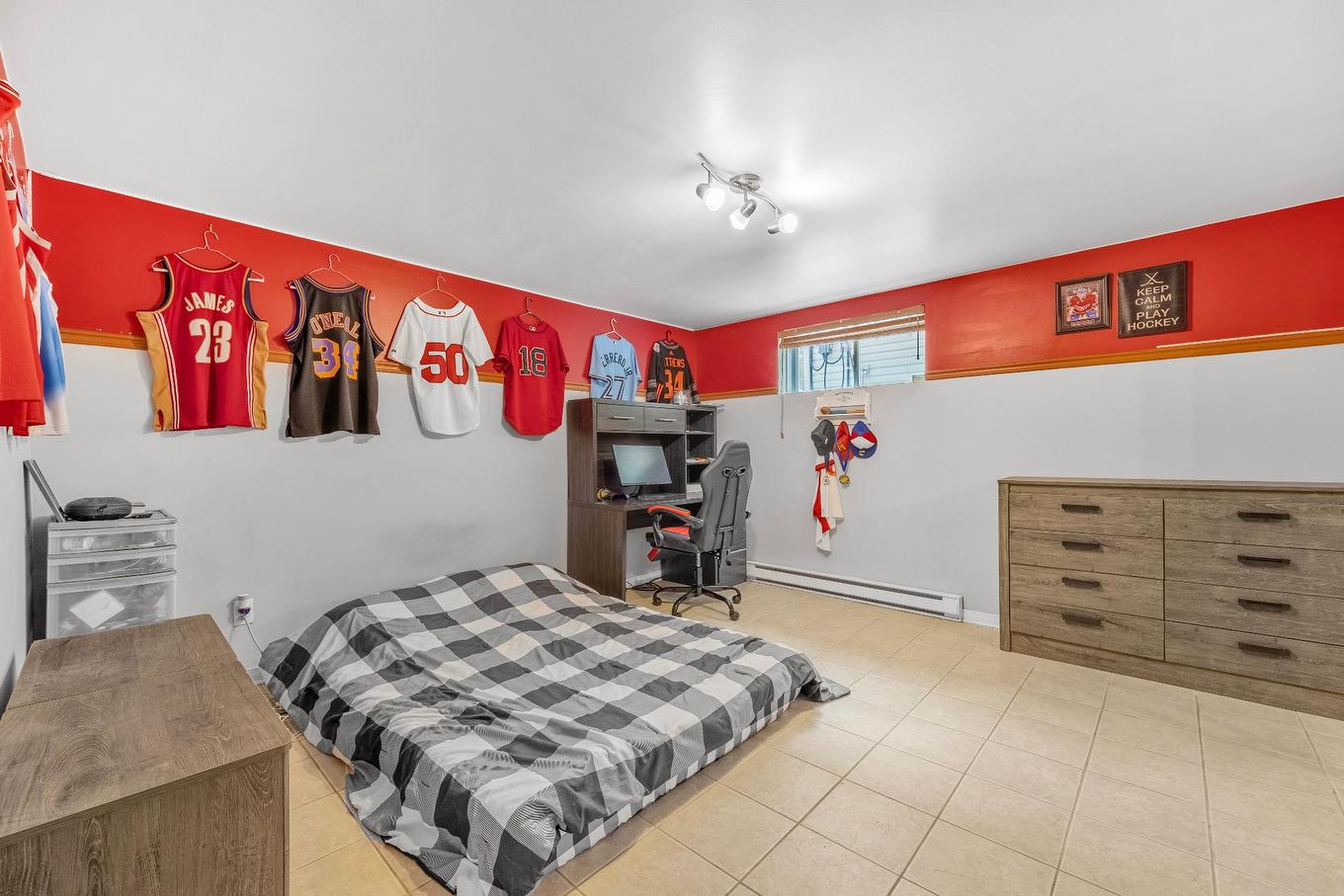 Chambre à coucher - 8570 Rue Henri-Julien, Mirabel, QC - Indoor Photo Showing Bedroom