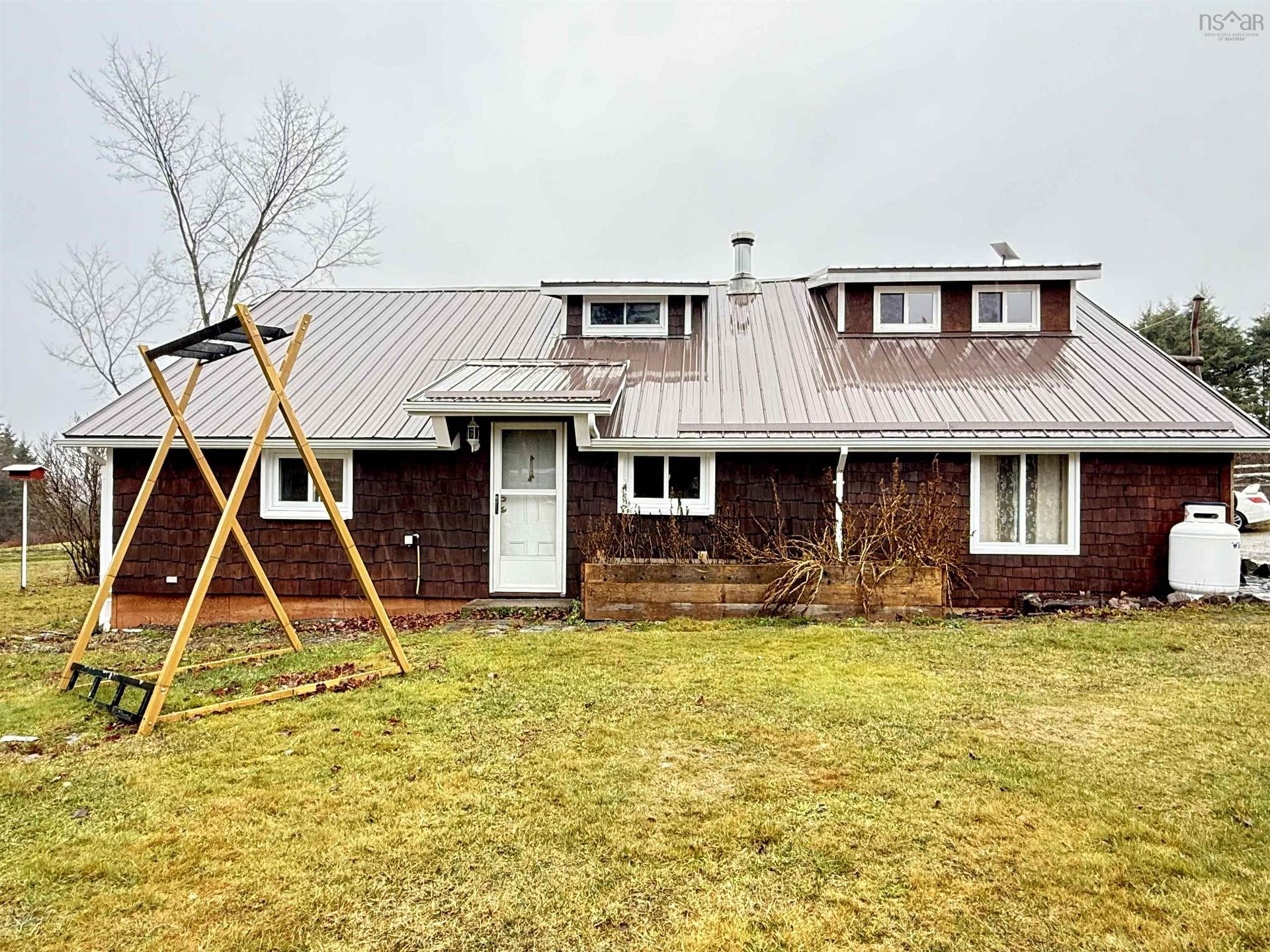 60 Baseline Road, Newton Mills, NS