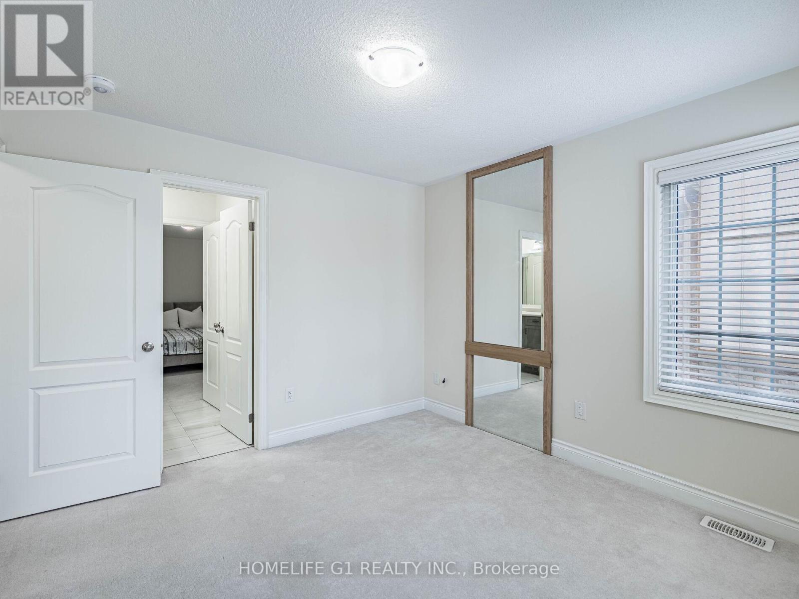 8 Vetch Street, Brampton, ON - Indoor Photo Showing Other Room