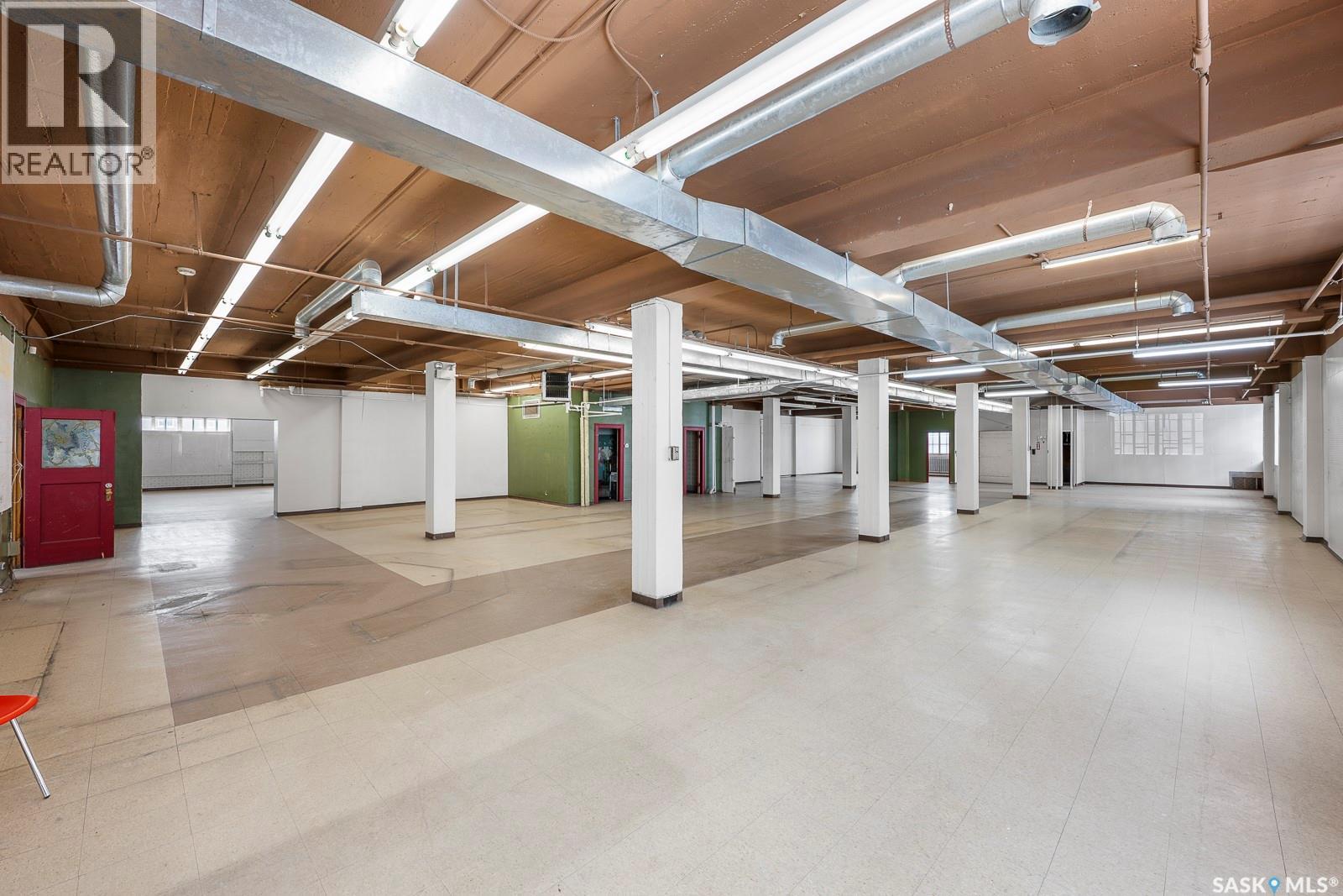 2002 Dewdney Avenue, Regina, SK